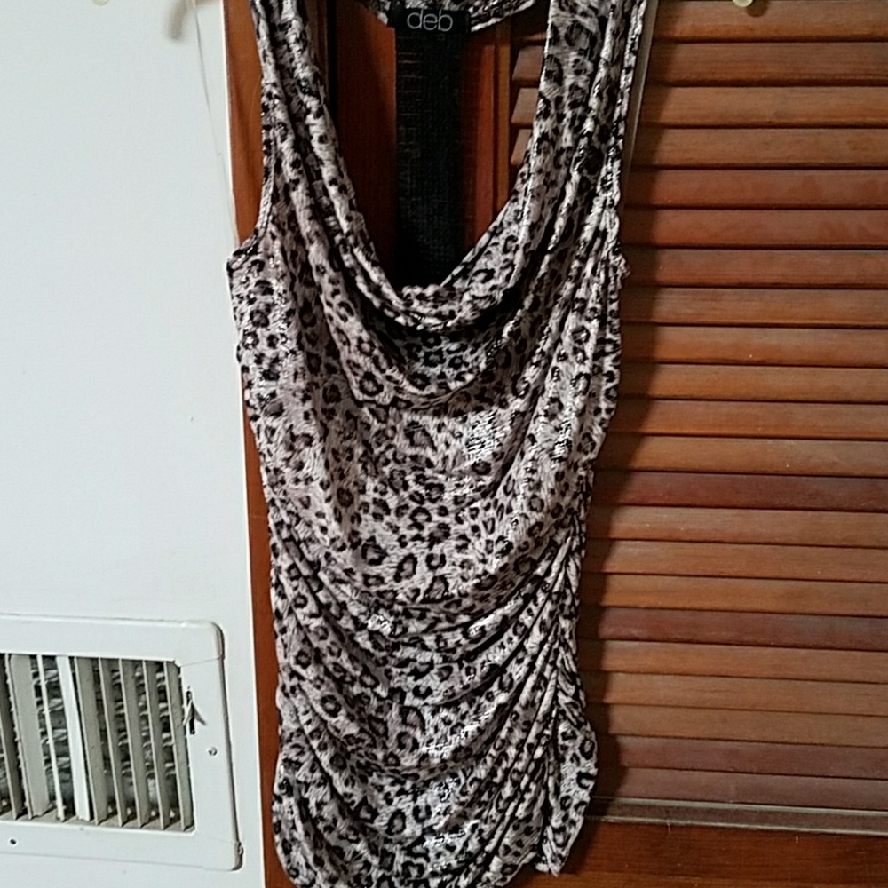 Leopard top